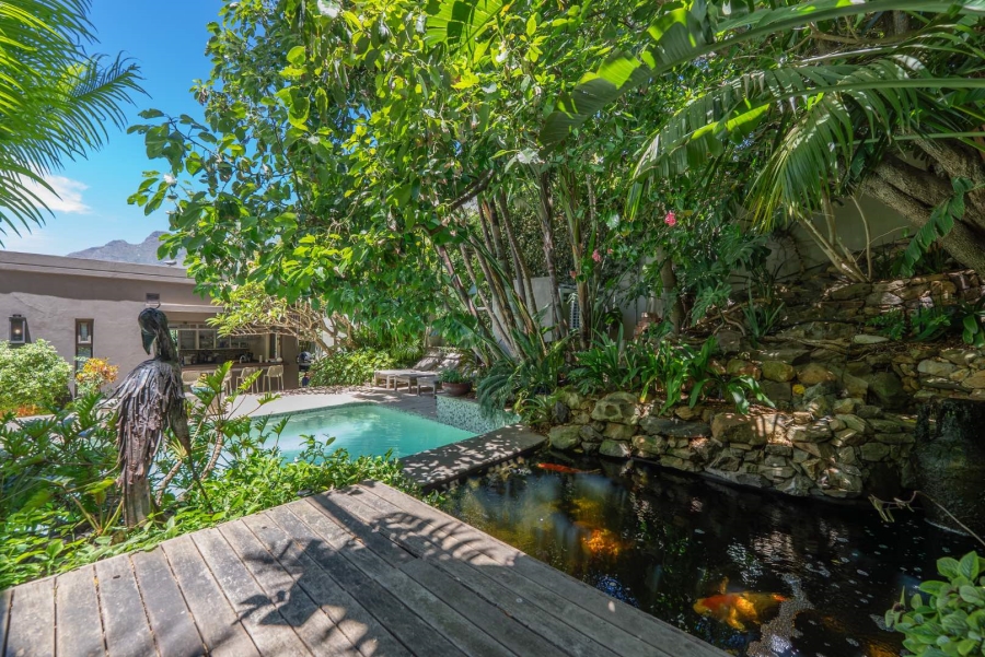 2 Bedroom Property for Sale in Tamboerskloof Western Cape